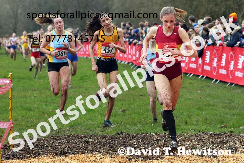 Intermediate girls, 2020 New Balance English Schools Champs., Sefton Park, Liverpool. Photo: David T. Hewitson/Sports for All Pics